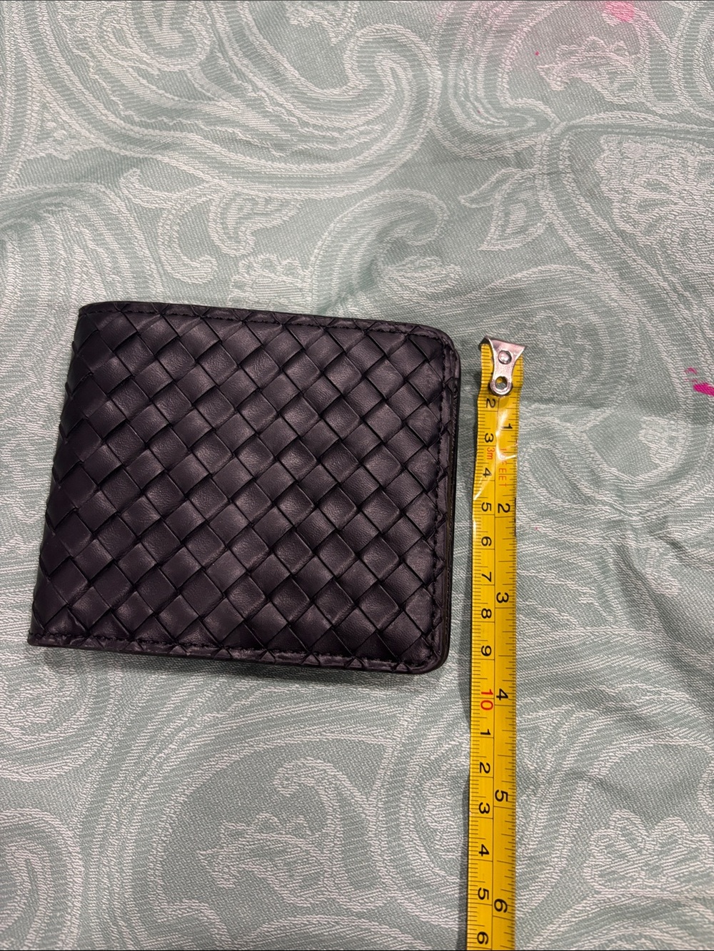 Men's Black Woven faux Leather Bi-Fold Wallet - Picture 6 of 8